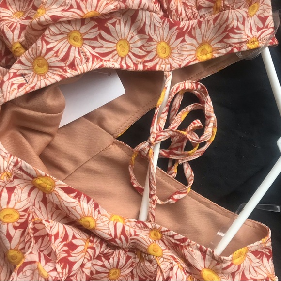 Simply Southern Floral Blouse Lined Baby Doll AOP Daisies LG Tie Back Ruffle - Picture 7 of 8